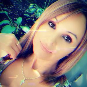 Meet your Posher, Beatriz